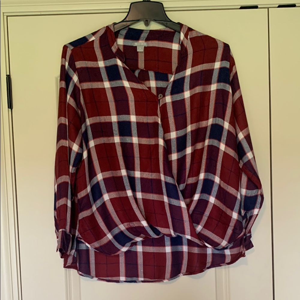 Falls Creek Red and Blue 3/4 Sleeve Mandarin Collar Top